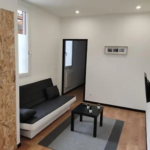 Appartement Du Lavoir, Saint-Étienne-de-Saint-Geoirs
