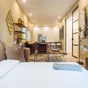 https://maravilloso-apto-patricio-saenz.es-andalucia.com